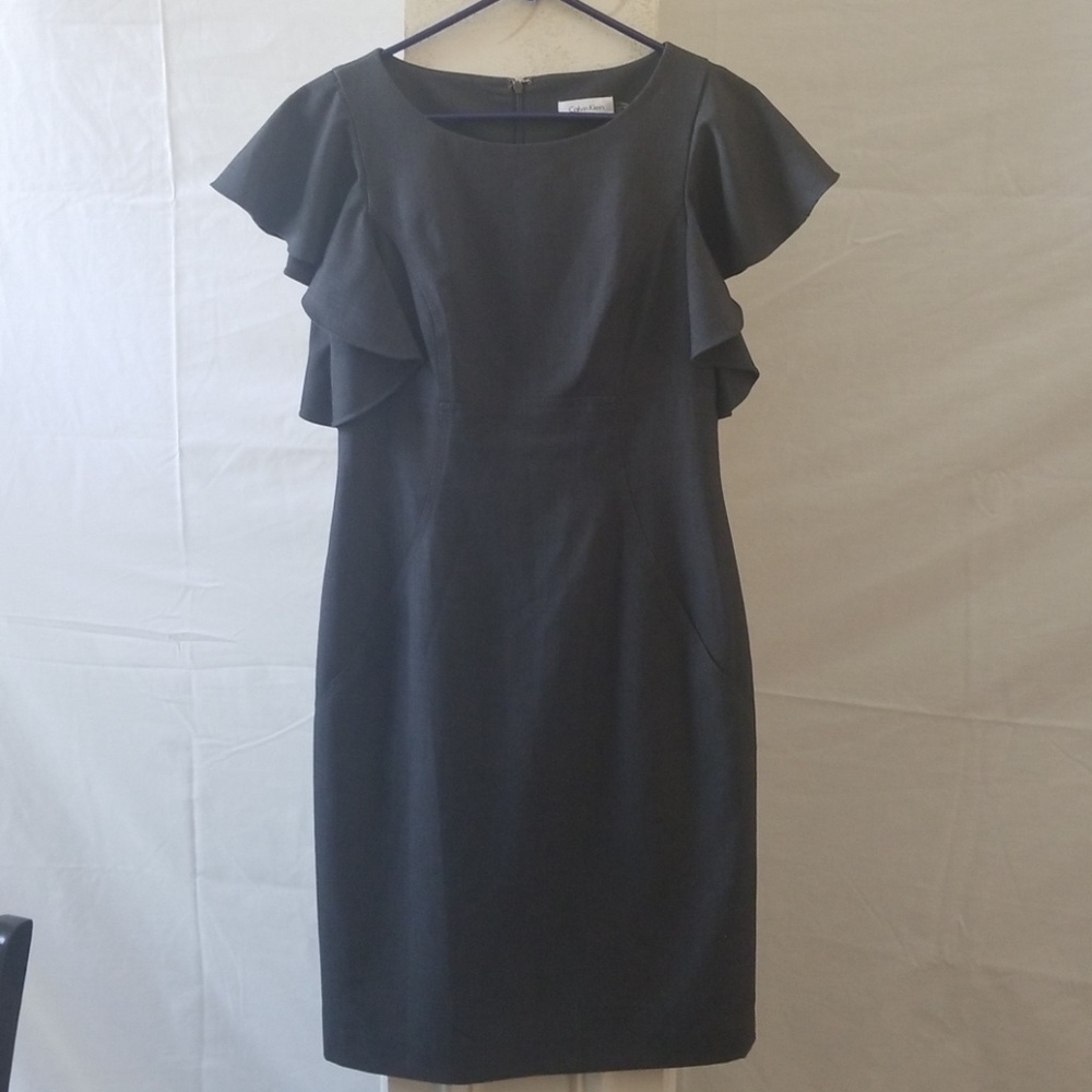 Dress - Picture 2 of 4